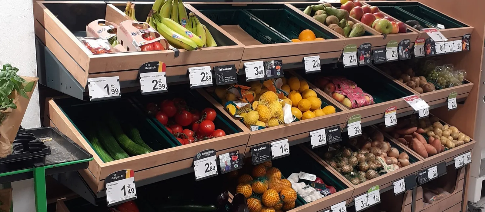 1743514838-Remodeling vrijdagmarkt - Gent 1